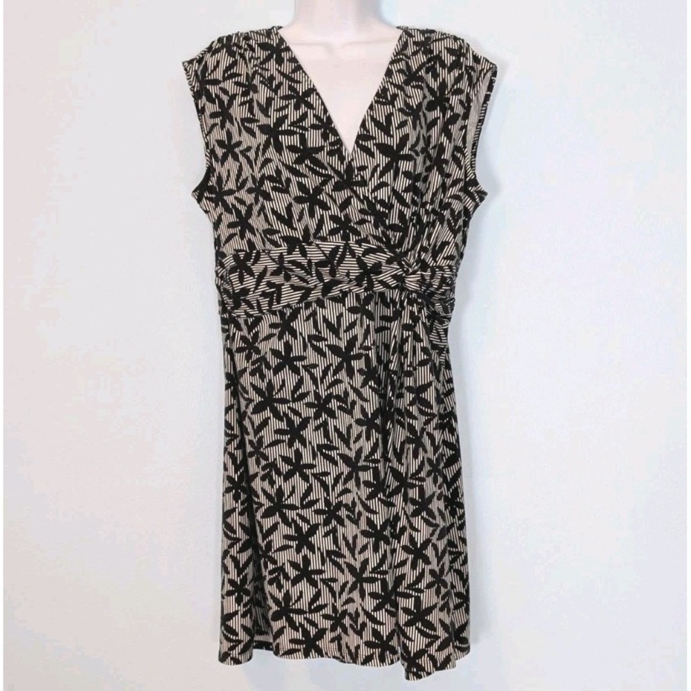 Lands End Dress Faux Wrap Stretch Knit Large Petite Sleeveless Black & White